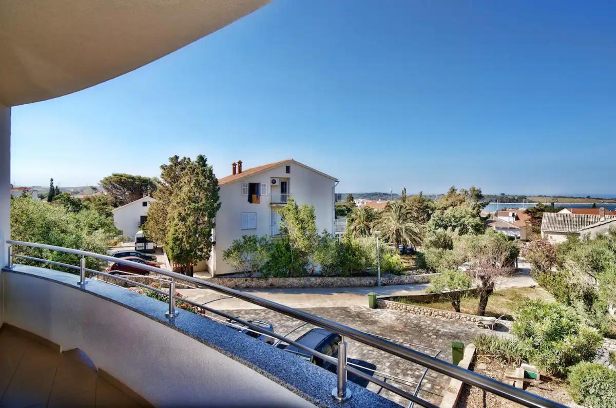 Avada Premium Apartment Novalja Exterior photo