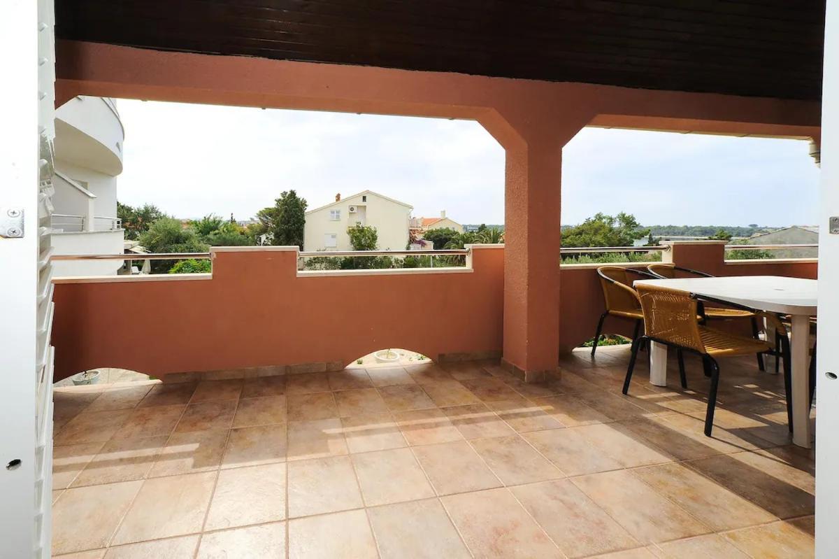 Avada Premium Apartment Novalja Exterior photo