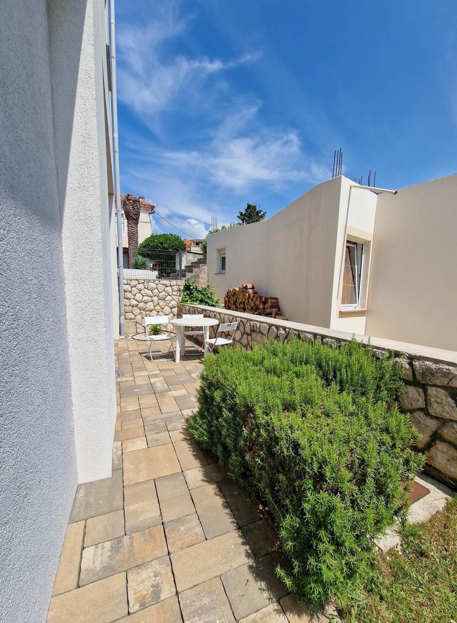 Avada Premium Apartment Novalja Exterior photo