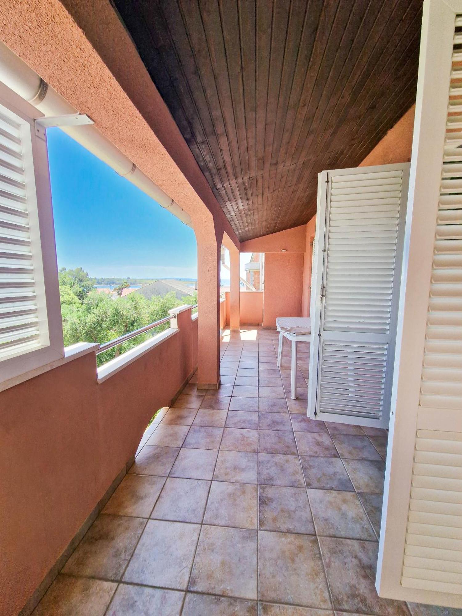 Avada Premium Apartment Novalja Exterior photo
